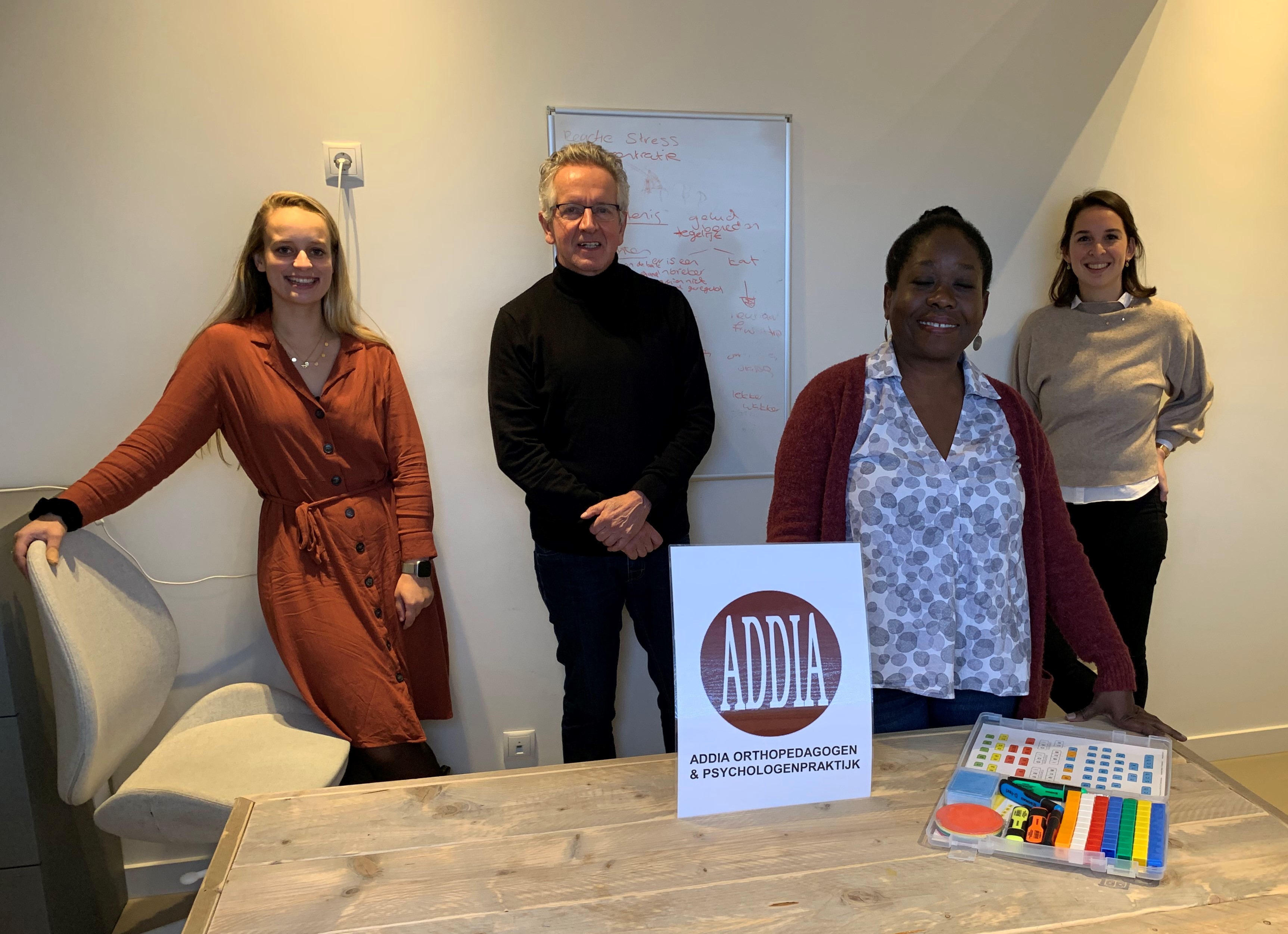 Foto van het team van ADDIA met v.l.n.r. Demy Schermij, Peter Witvliet, Letitia Irion en Nika Caris
